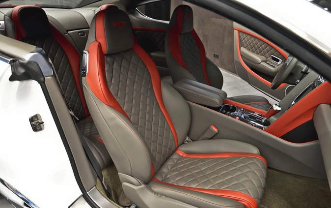 Bentley Continental GT cena 899999 przebieg: 91000, rok produkcji 2016 z Skarszewy małe 352